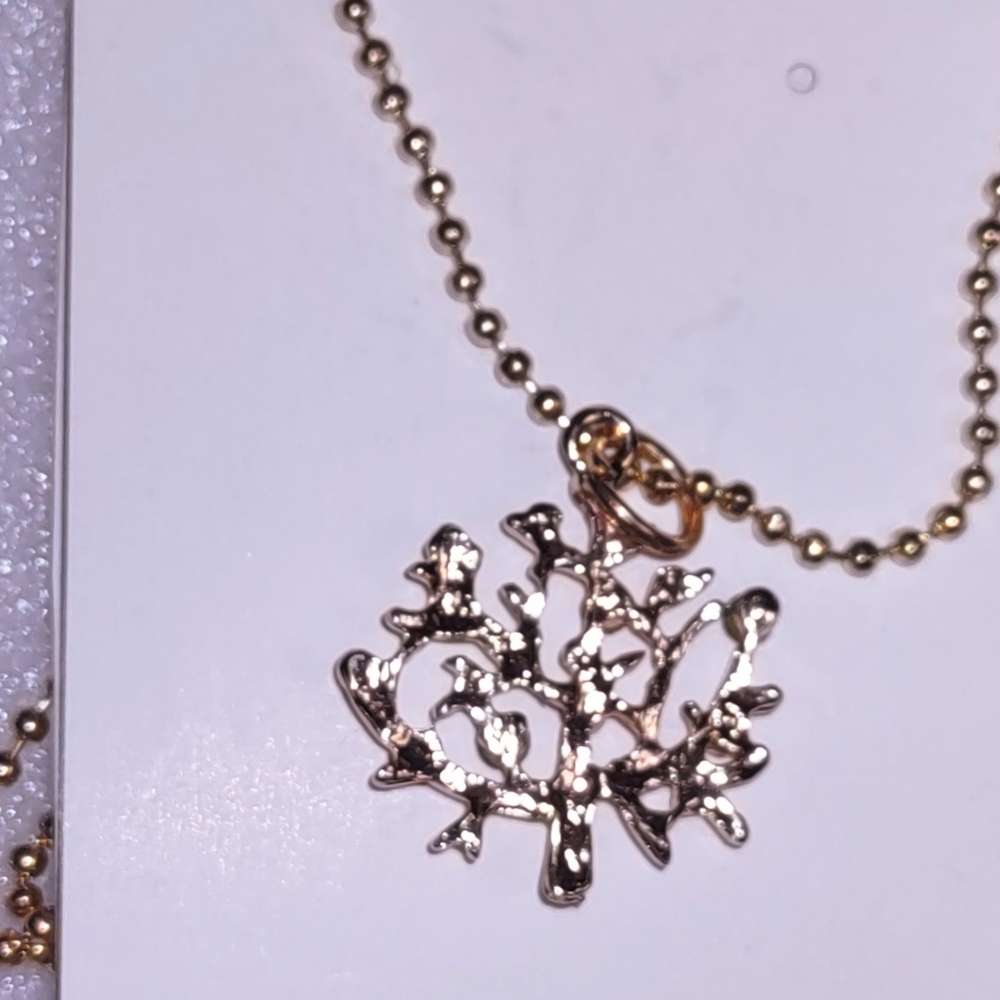 Christmas Tree Pendant on Goldtone Steelball Chain - Picture 6 of 10
